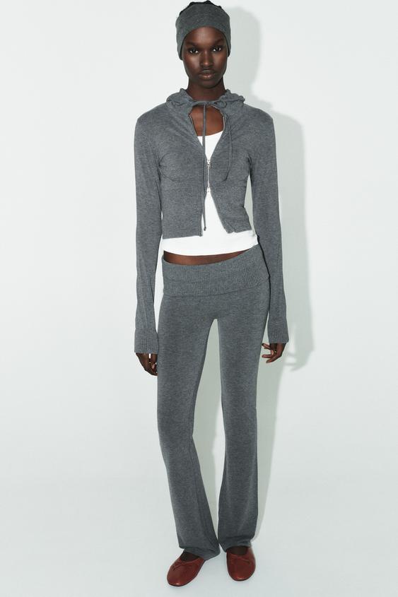 CROP FIT DİKİŞSİZ SWEATSHIRT