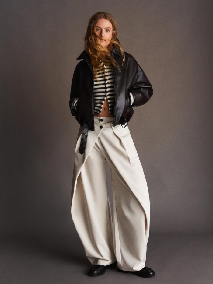 KREM RENGİ ÇİFT DÜĞMELİ, PİLİLİ PANTOLON