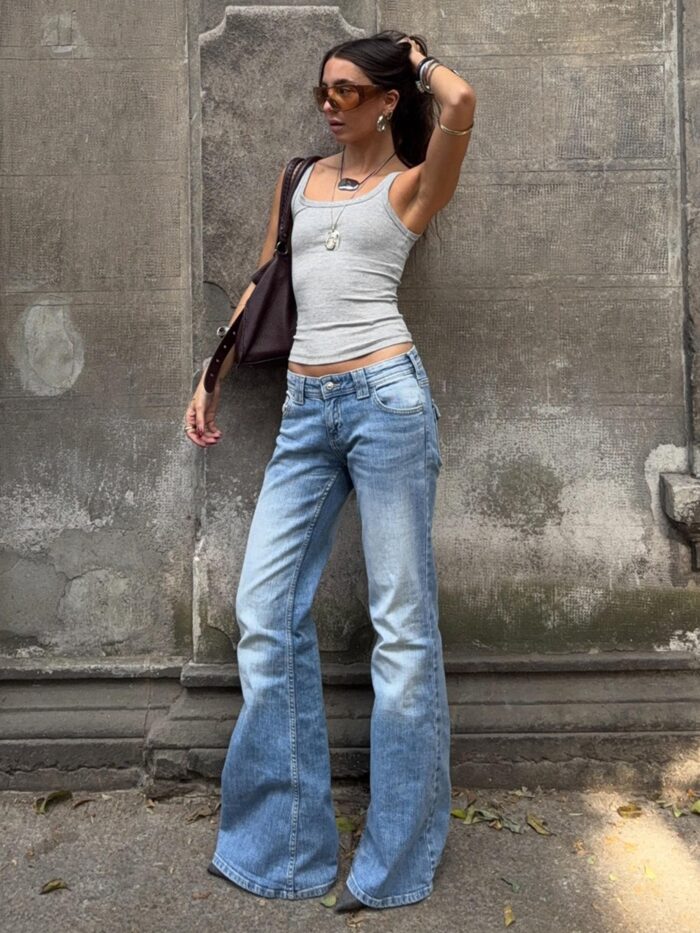 DÜŞÜK BEL NAKIŞLI FLARE FİT JEAN