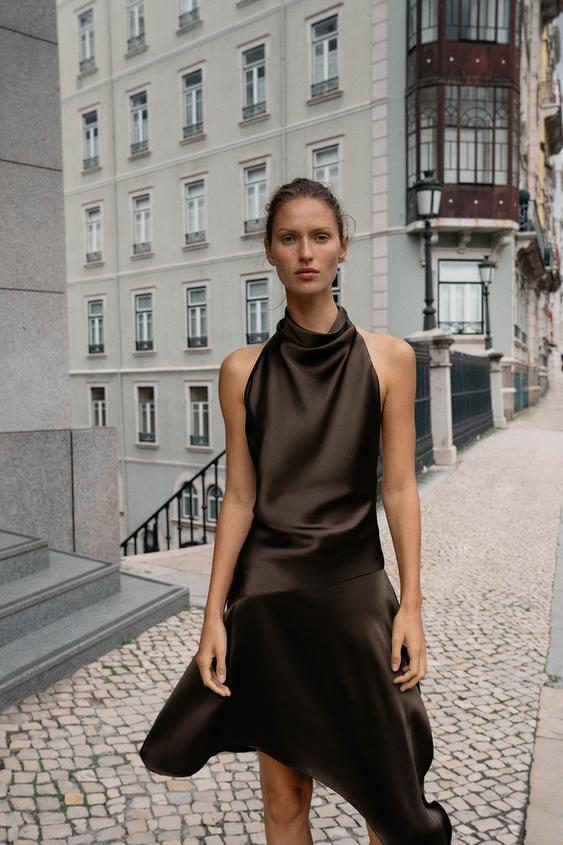 FİYONKLU ASİMETRİK KISA ELBİSE