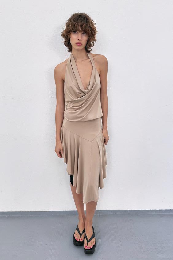 SIRT DEKOLTELİ HALTER ELBİSE