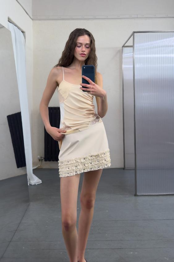 FIRFIRLI ZIMBALI MİNİ ETEK