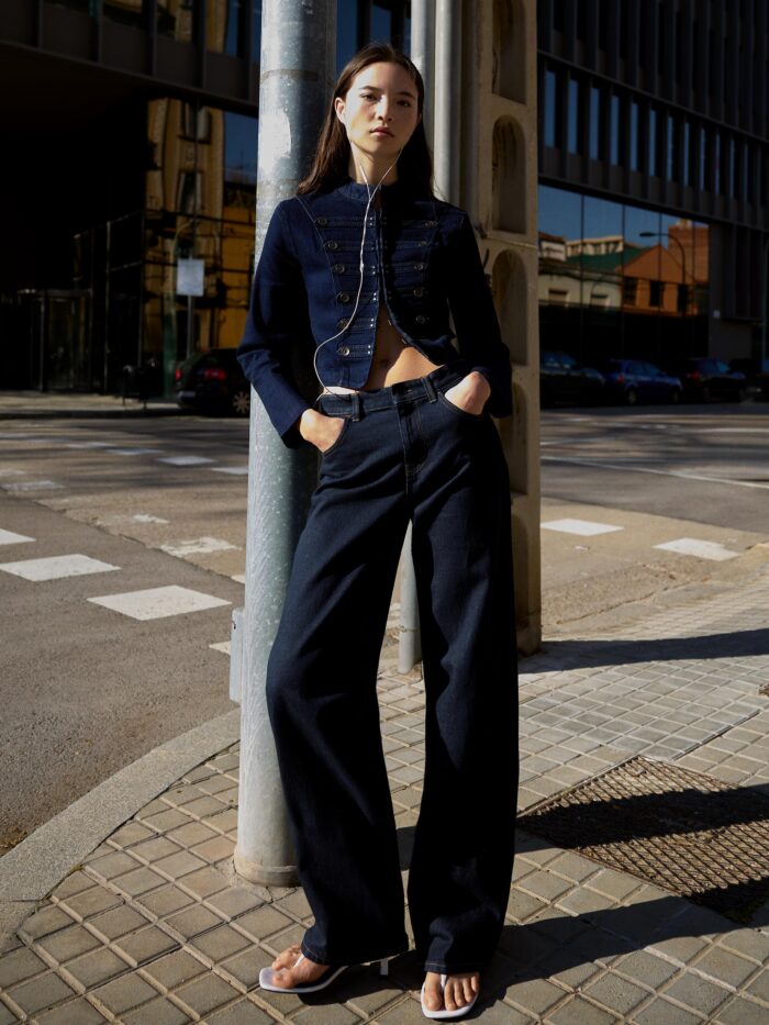 YÜKSEK BEL STRAIGHT FİT GENİŞ PAÇA JEAN