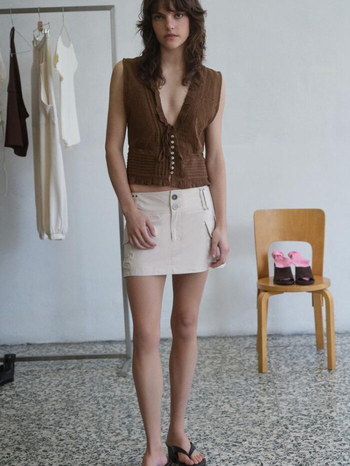 İŞLEMELİ MÜSLİN TOP