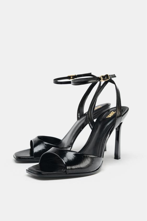 RUGAN ARKASI AÇIK TOPUKLU SANDALET