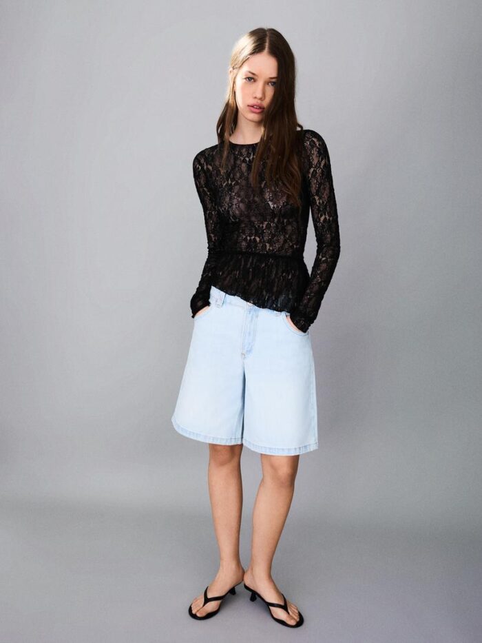 SİYAH RENK FIRFIRLI DANTEL UZUN KOLLU TİŞÖRT