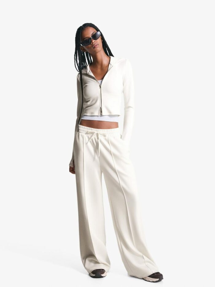 KREM RENGİ KAPÜŞONLU MODAL FERMUARLI SWEATSHİRT