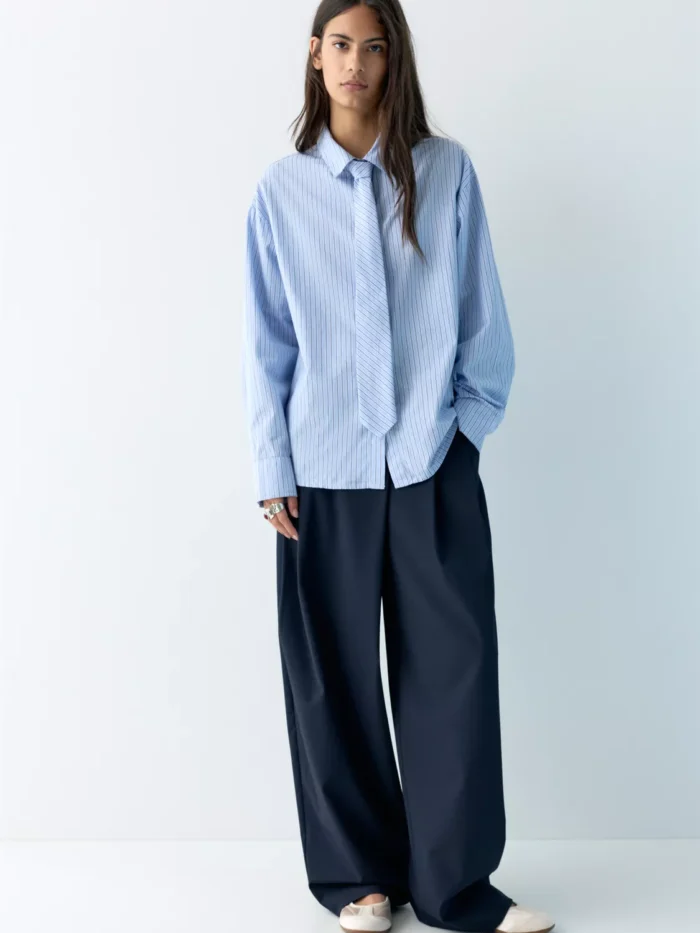 KRAVATLI POPLİN GÖMLEK