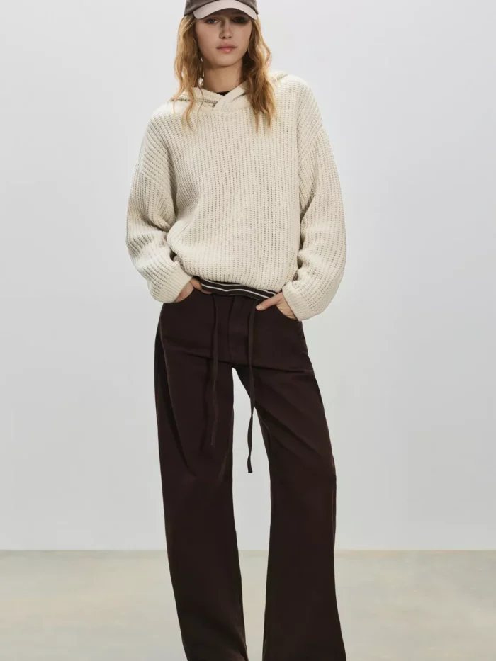 KUM RENGİ KAPÜŞONLU ŞÖNİL KAZAK