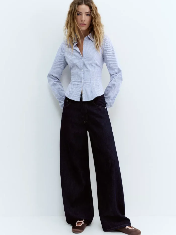 ÇİZGİLİ POPLİN YIRTMAÇLI DAR KESİM GÖMLEK