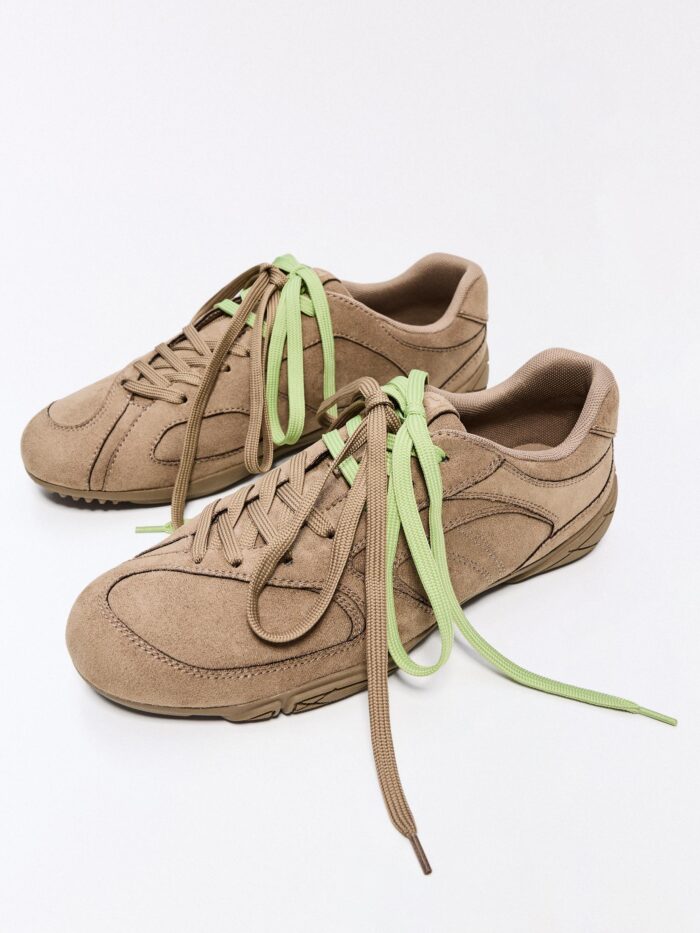 İNCE TABANLI SPOR AYAKKABI